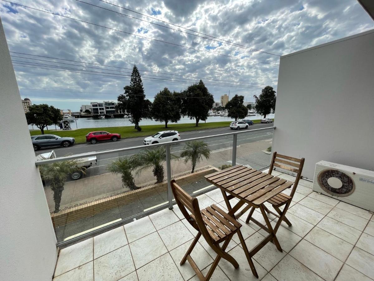 Haven Marina Motel Adelaide Exterior foto